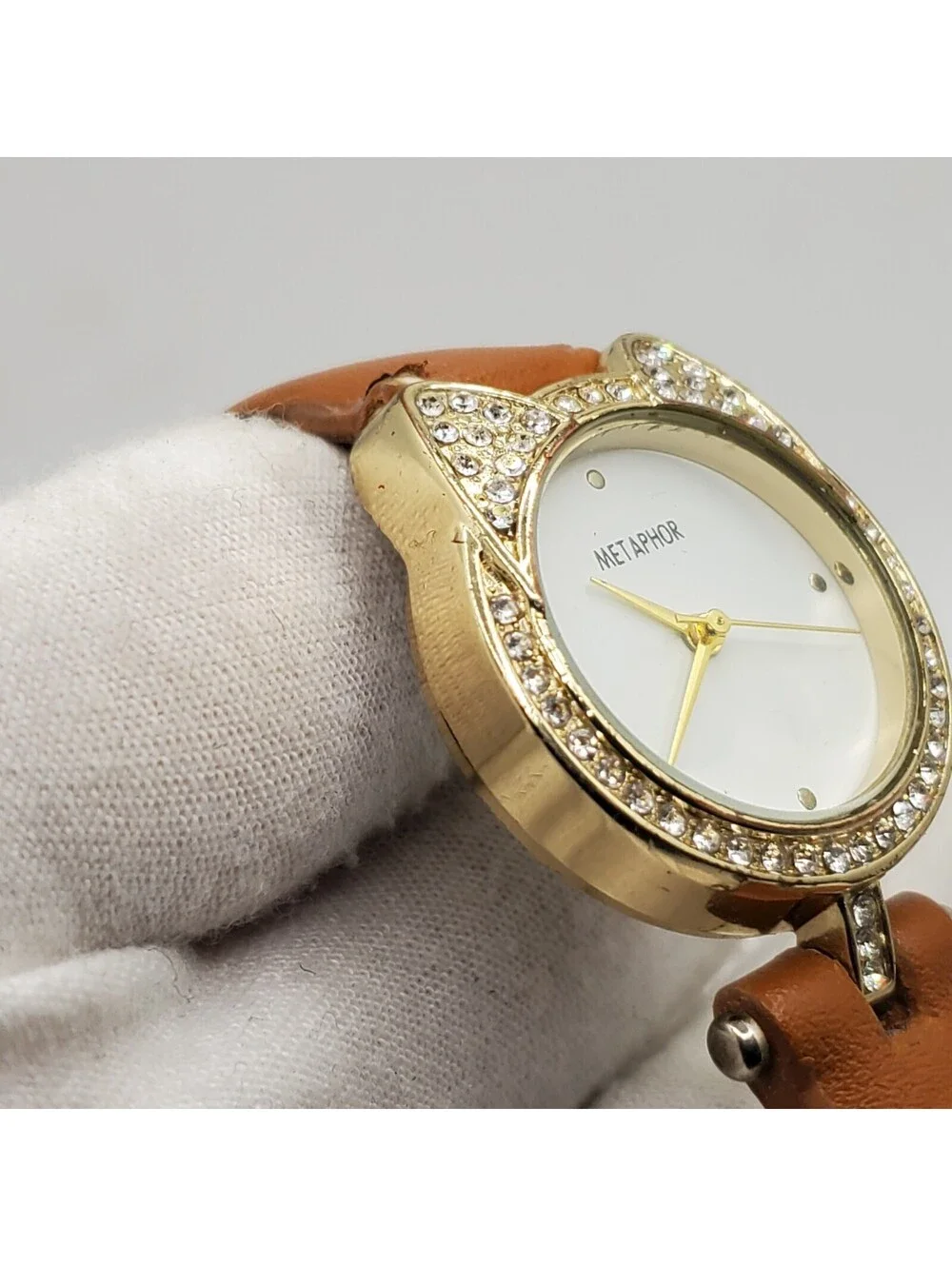 Metaphor Rhinestone Quartz Watch Women 26mm Gold Tone Brown Band New Battery